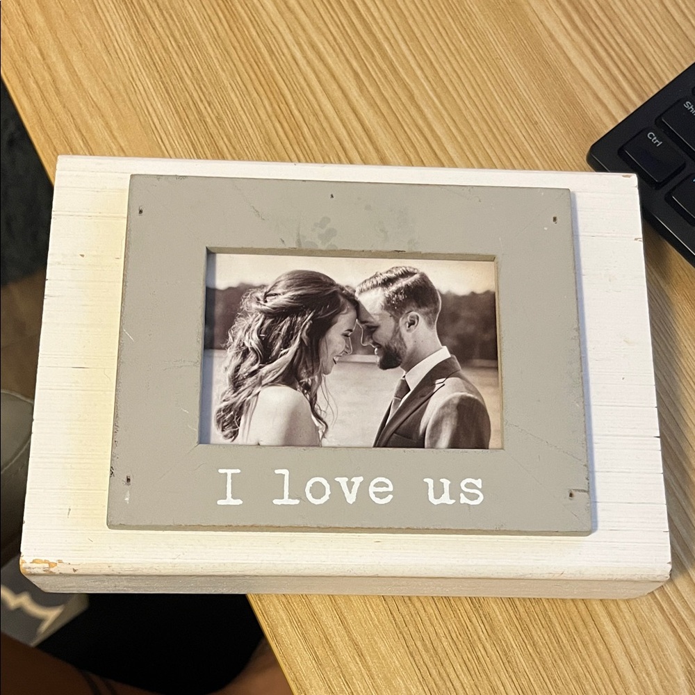 'I Love Us' Photo Frame
